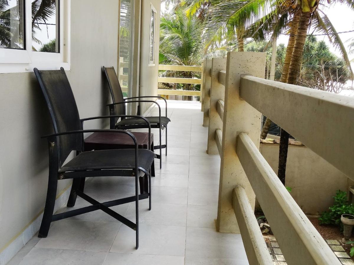 Amssler Beach Stay Kalutara Exterior foto