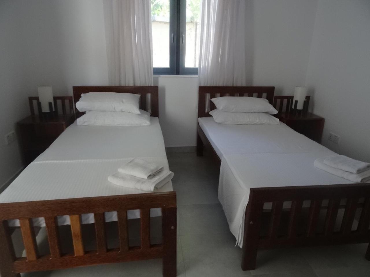Amssler Beach Stay Kalutara Exterior foto