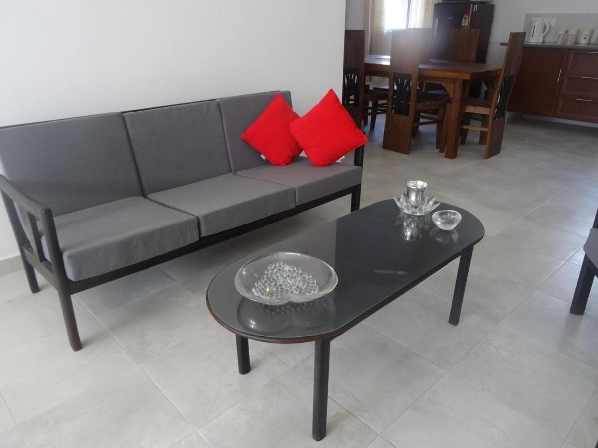 Amssler Beach Stay Kalutara Exterior foto